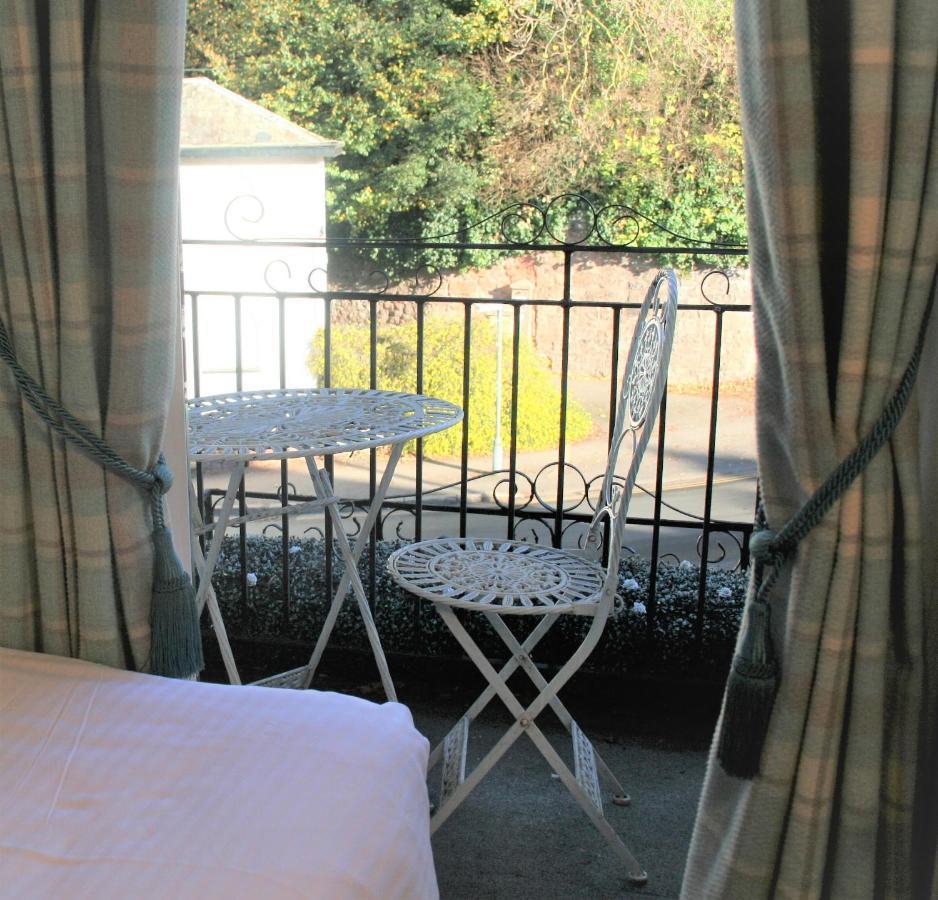 The Telstar Bed & Breakfast Exeter Exterior photo