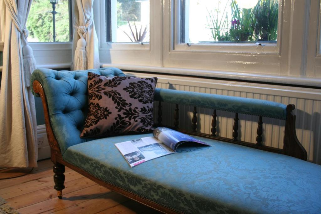 The Telstar Bed & Breakfast Exeter Exterior photo