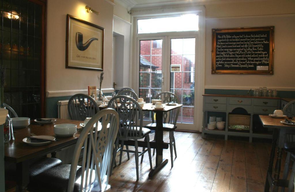 The Telstar Bed & Breakfast Exeter Exterior photo