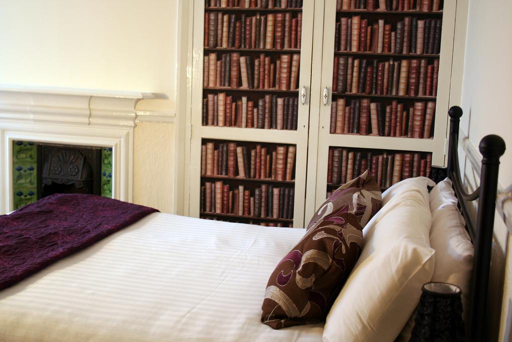 The Telstar Bed & Breakfast Exeter Room photo